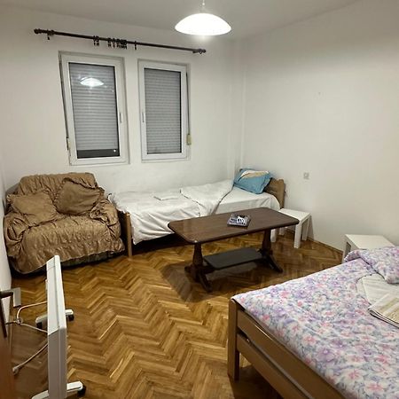 Wel Apartment Gevgelija Esterno foto